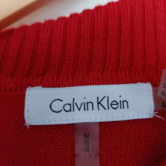 Calvin klein asymmetrical pull over - Picture 2 of 5